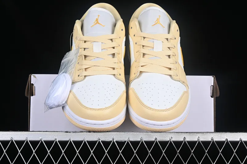 All categories Air Jordan Jordan series basketball shoes Air Jordan 1 Low Air Jordan 1 Low "Yellow" AJ1 Joe 1 Banana Yellow Low-top cultural casual sneakers DC0774-170